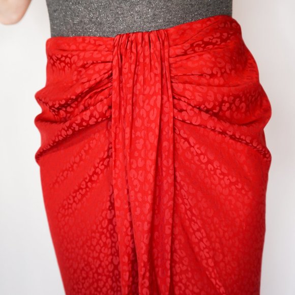 L'ACADEMIE Red Jacquard The Maryam Skirt NWT - Picture 6 of 6